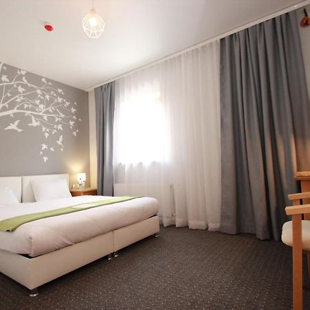 أوديسا Garden Eco Design Hotel المظهر الخارجي الصورة
