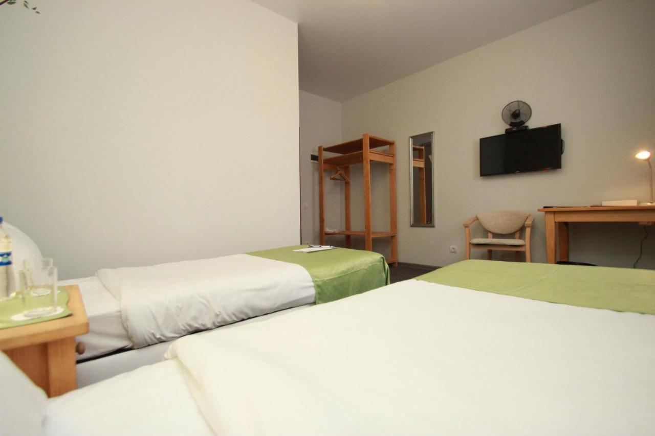 أوديسا Garden Eco Design Hotel المظهر الخارجي الصورة